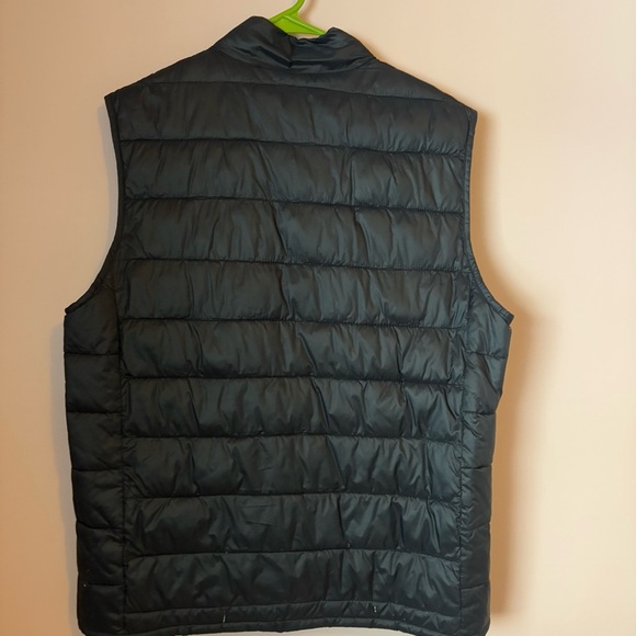 💙Sonoma Black Puffer Vest with Quilted Design and Full-Length Zipper - Picture 5 of 5